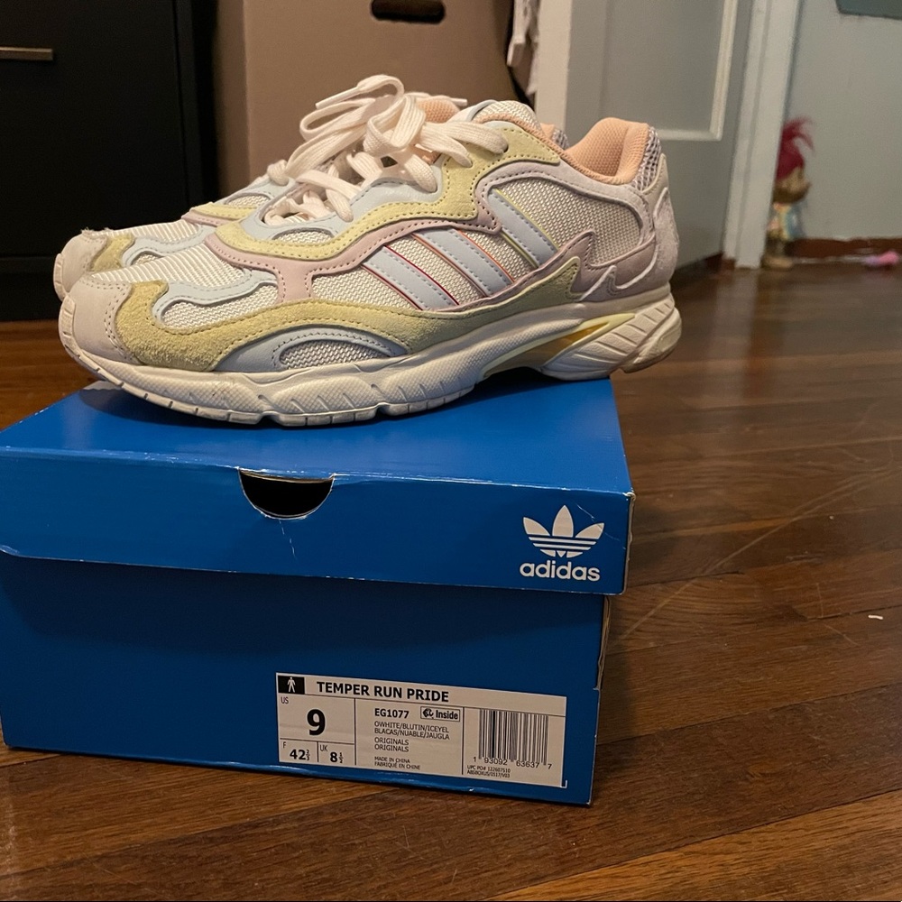 Adidas Temper Run Pride size 9